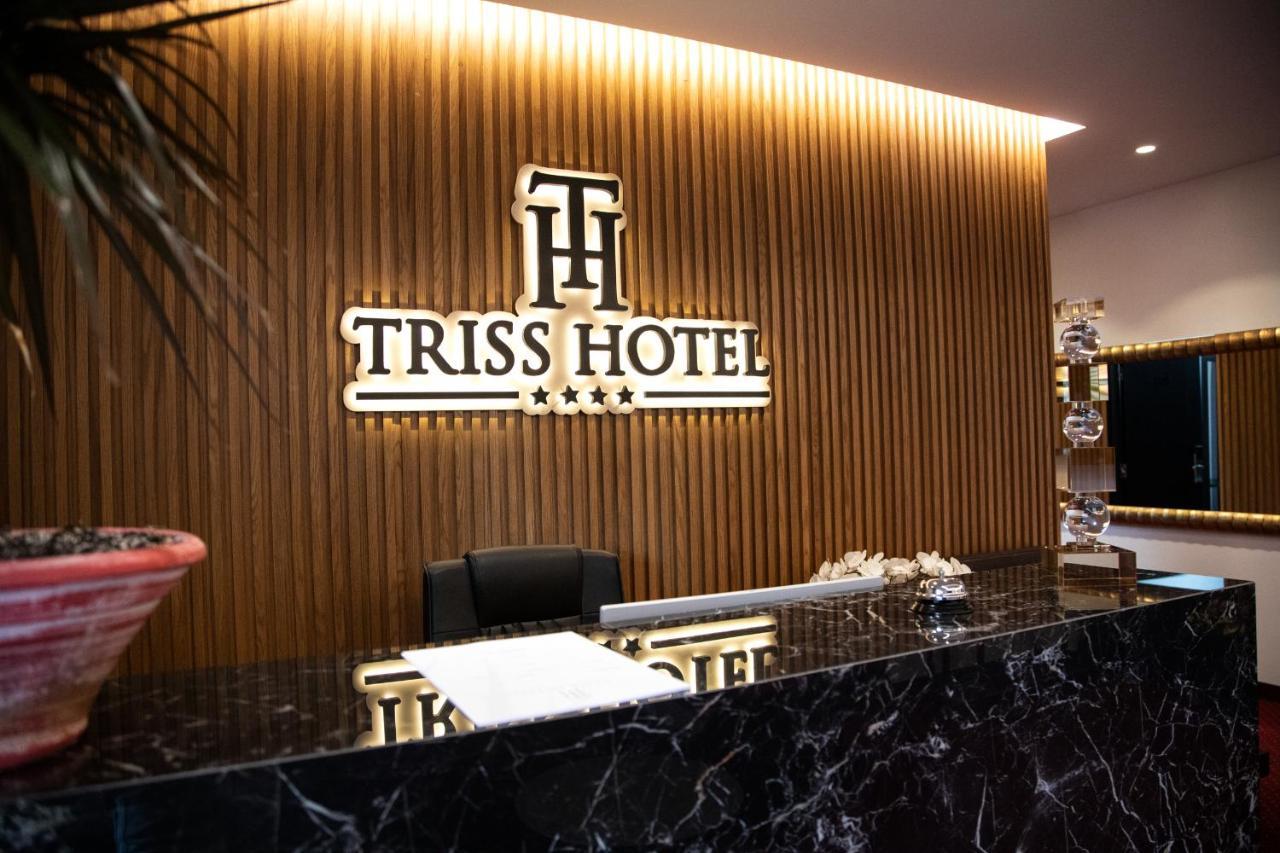 טיראנה Triss Hotel מראה חיצוני תמונה
