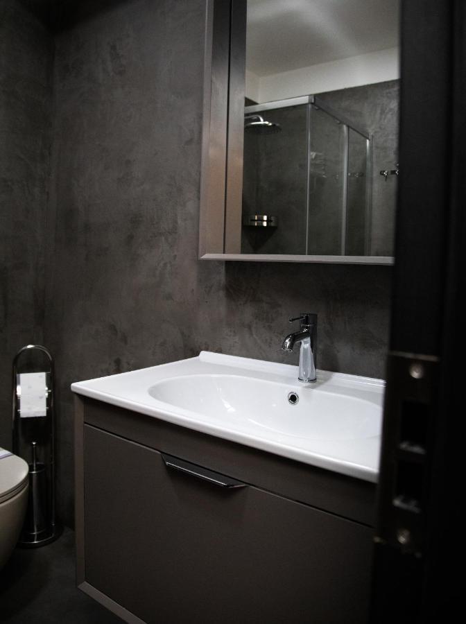 טיראנה Triss Hotel מראה חיצוני תמונה